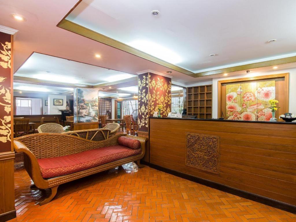 Chada Thai House Pattaya Exterior photo